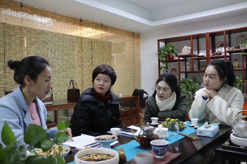 民革長(zhǎng)沙市藝體支部開展專題學(xué)習(xí)與藝術(shù)交流活動(dòng)